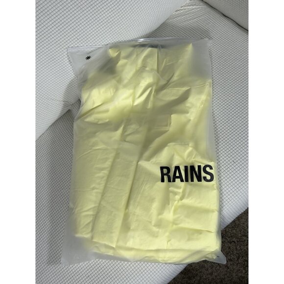 Rains Straw Yellow Loop Padded Vest, Size Medium, NWT, MSRP $250 - Picture 16 of 16